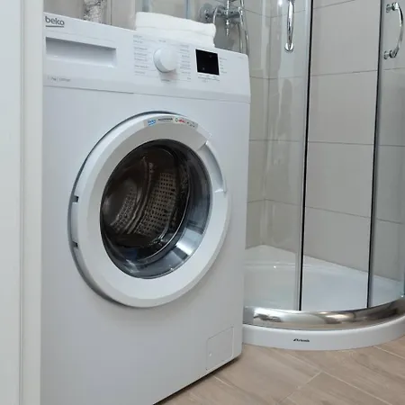 Brand New 2bed In By Homely Lejlighed