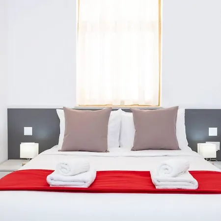 Апартаменты Brand New 2bed In By Homely