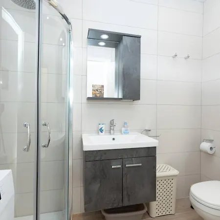 Apartment Brand New 2bed In By Homely *