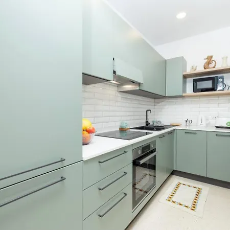 דירה Brand New 2bed In By Homely סליאמה